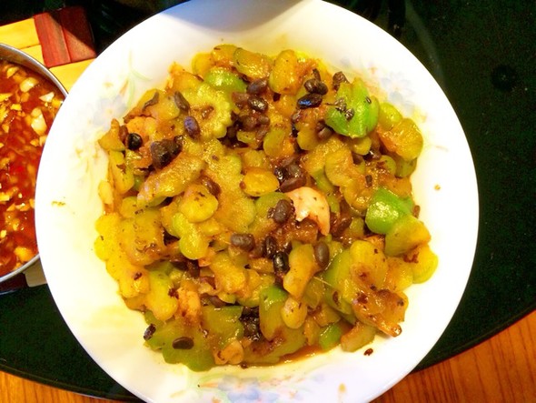 豆豉炒苦瓜,苦瓜君__小秋的美食日记_豆果美食