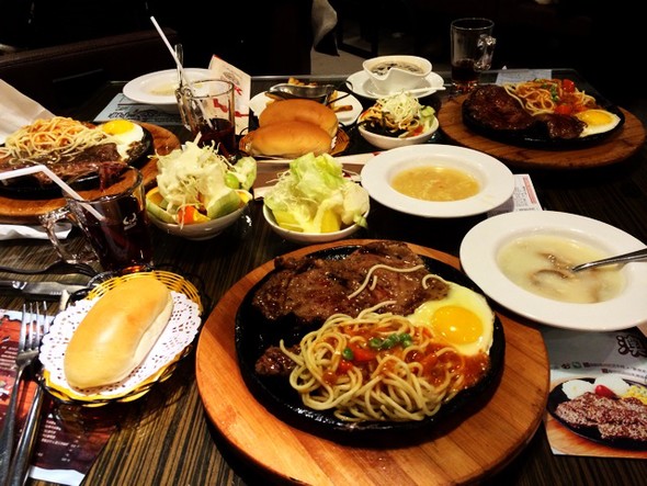 晚餐:牛排餐