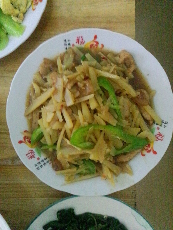 土豆青椒炒肉丝