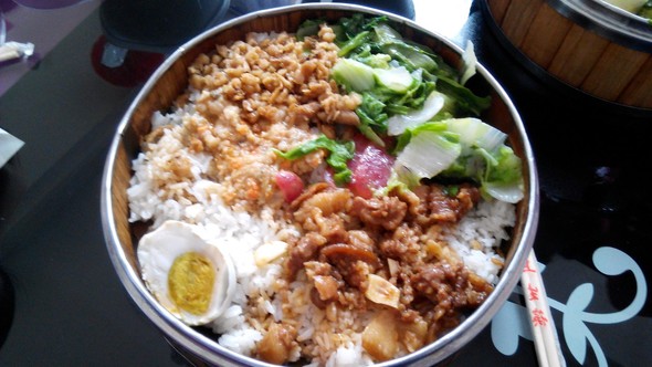 蒸笼饭