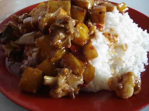 排骨土豆盖饭