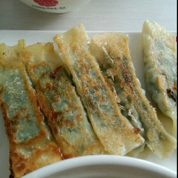 韭菜鸡蛋锅贴